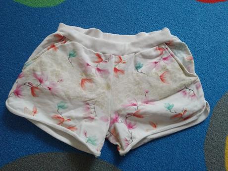 Kraťasy guess, guess,164