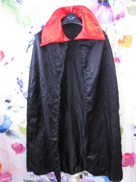 Karneval-saténový plášť upír, kouzelník apod., 