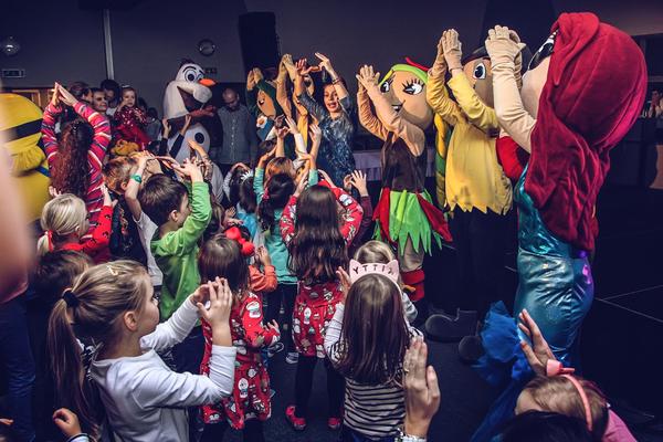 Mini SÚŤAŽ o malý balíček od Kamarátov z Trinity