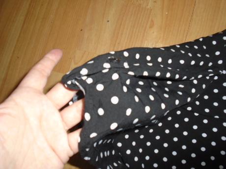 Tričko puntík vel 40/42, primark,40 / 42