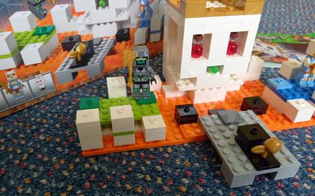 Lego minecraft 21145 - the skull arena., 