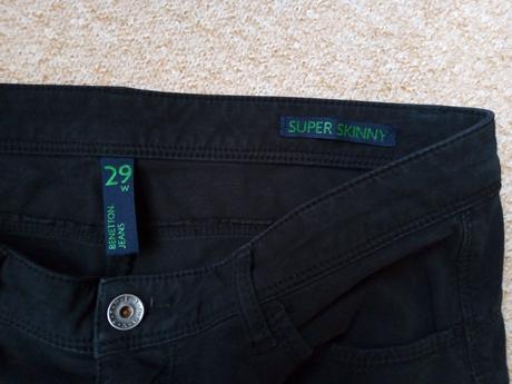 Skinny zn."benetton" vel."29", benetton,28