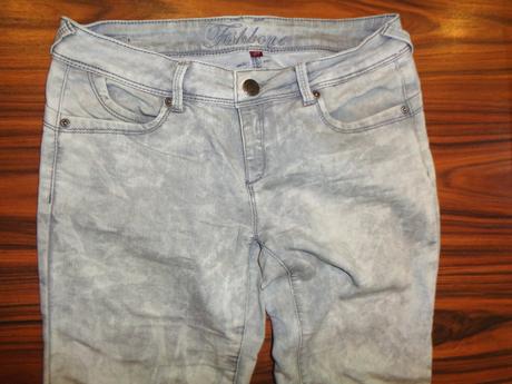 Pěkné šedé elastické mapované rifle - vel. 29, fishbone,m