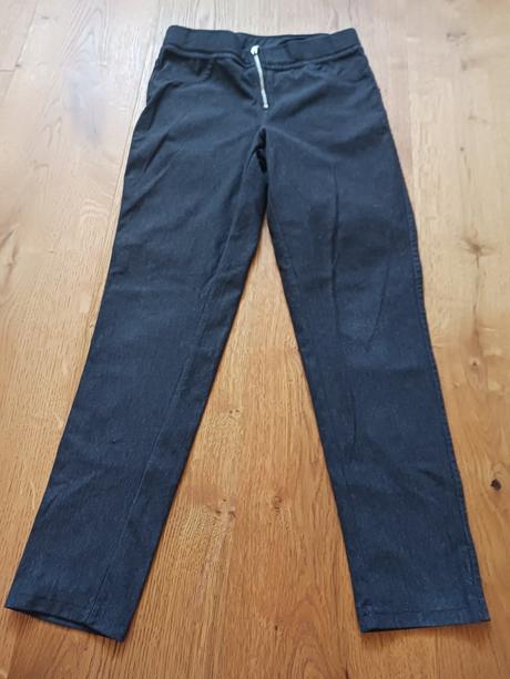 Elastické kalhoty č.140, 140