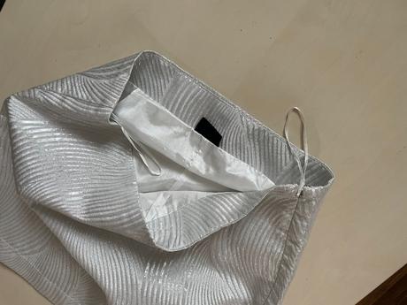 Stříbrná sukně, malinká ťupka, vel m, vila, m