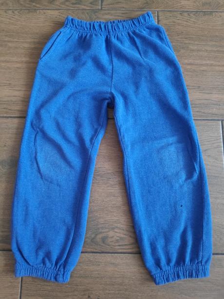 Tepláky vel 116, kik,116