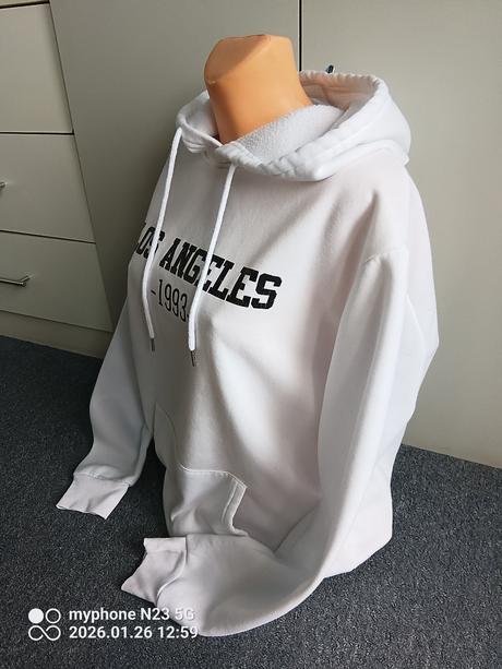 Mikina zn."shein" vel."m" i větší měřte prosím, m