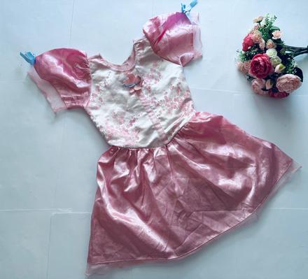 An11/ kostym - v.cca 3/4 roky, 