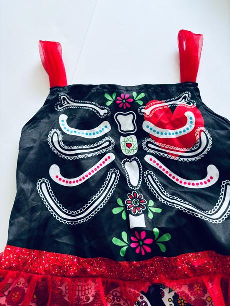 An10/ kostým halloween - v.7/8 let,