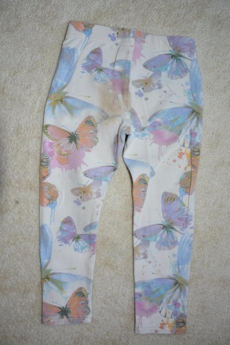 Komplet s motýlkama- mikina, džíny, slimky,legíny, 86–98