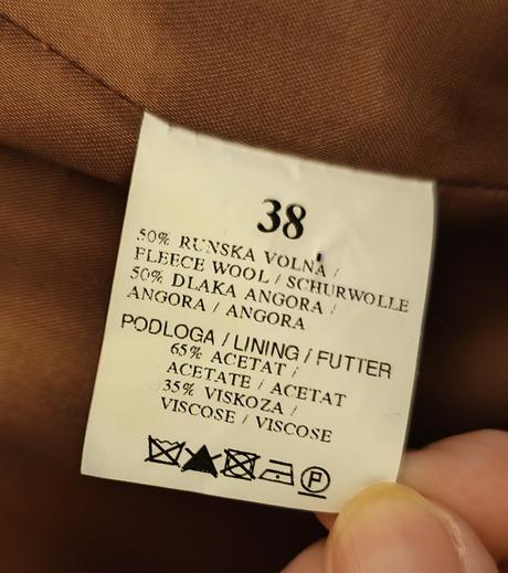 Zimní kabát vel.38 s pravou liškou, 38