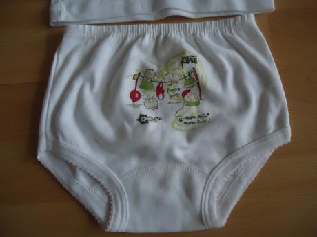 Triko a kalhotky, 98