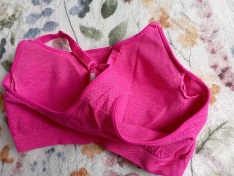 Růžová sportovní podprsenka, ergee,m