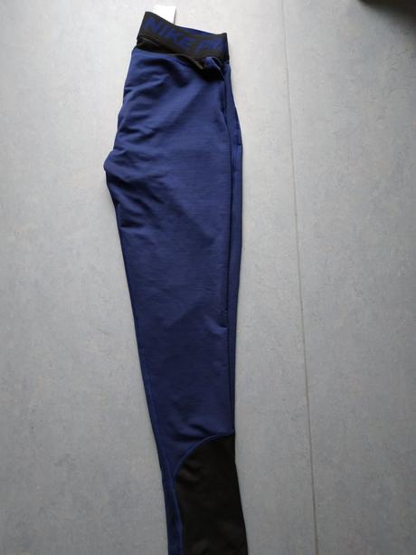 Značkové legíny nike therma vel. l, l