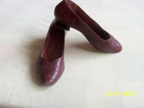 Hnědé kožené lodičky, stival,39