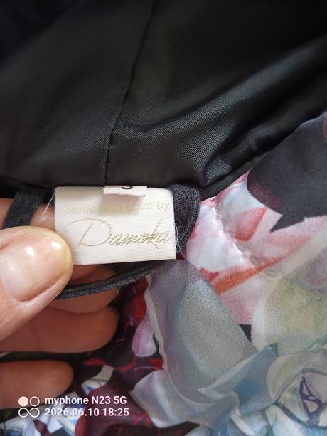 Vesta dlouhá zn."damoka" vel."s" i m,l,xl,