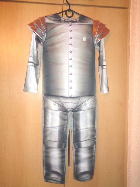 Karneval - overal robot ze země oz - 8-10 let,