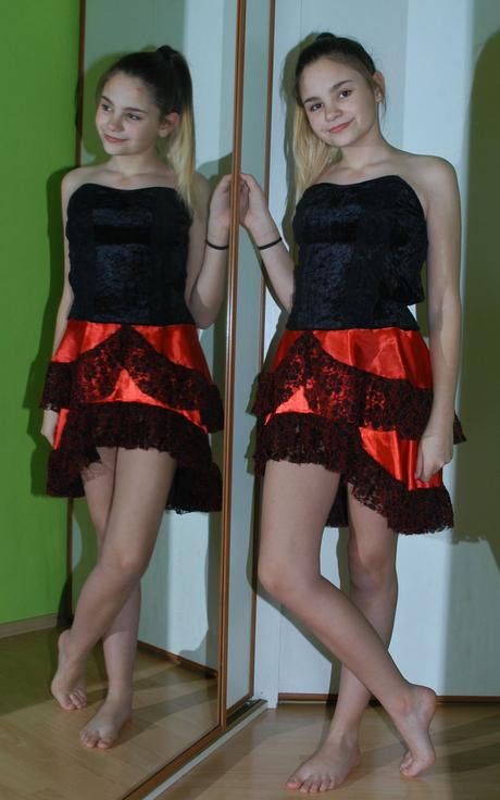 Karnevalové šaty španělská tanečnice červeno-černé, 