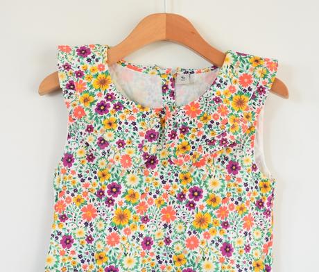 Šaty vel. 12 let, tu,152