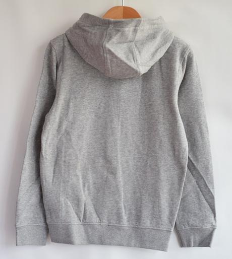 Mikina vel. 10 - 11 let, 146