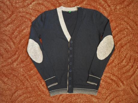 Modrý svetr svetřík, benetton,140