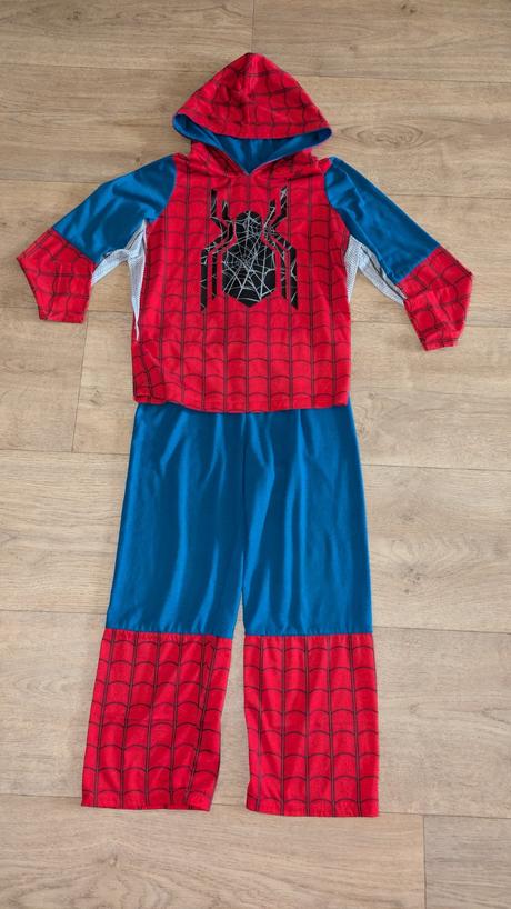 Tepláková souprava spiderman vel. 122, 122