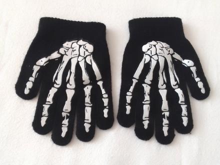 Rukavice kostlivec., 110