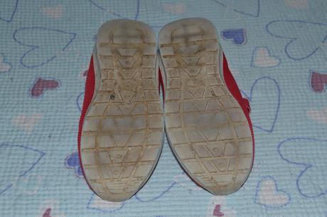 32 červené tenisky, f&f,32