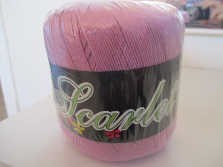 Klubíčka příze různých značek, 