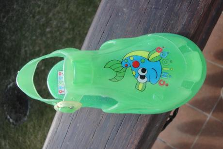Sandálky gumové, vhodné k vodě, vel. 24, chicco,24