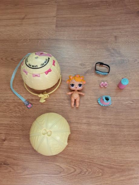 Panenka lol surprise č.2, 