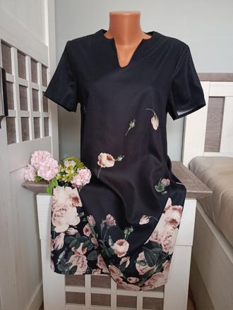 Šaty s růžemi, 38