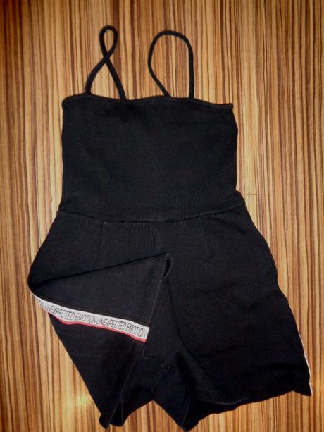 Luxusní černý letní overal bershka, 164