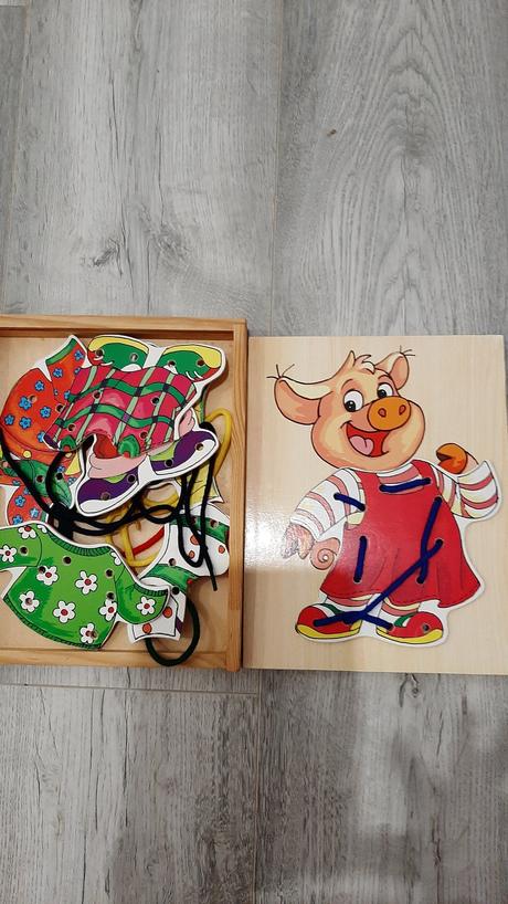 Dřevěná skládačka,