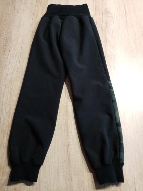 Maskáčové softshellové kalhoty vel. 122, 122