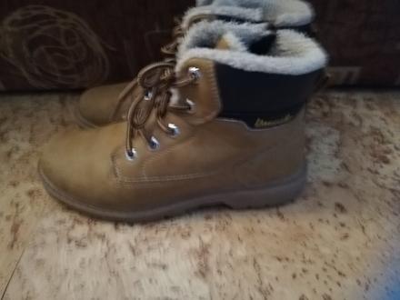 Boty zimní dívčí vel. 37., 37