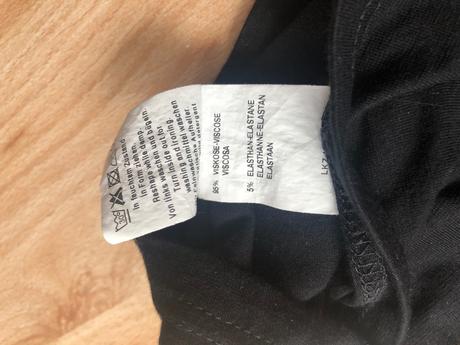 Melrose cerne tricko s balonovymi rukavy 34, 34