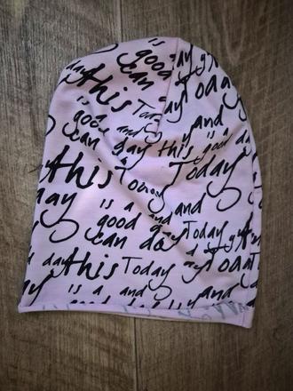 Dívčí slabá čepice s převisem, s