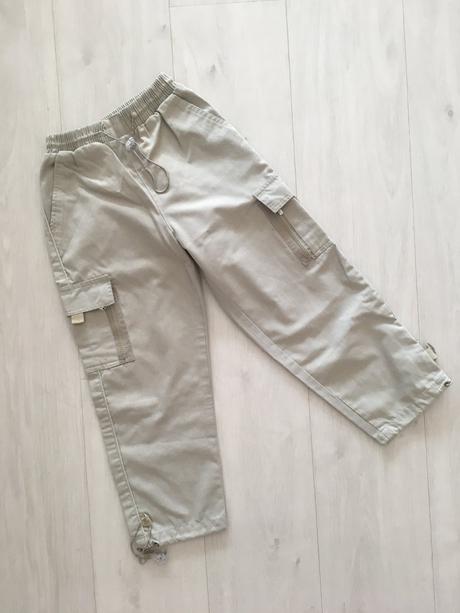 Balík dívčí kalhoty, rifle a tříčtvrťáky (6-8 let), 122–134