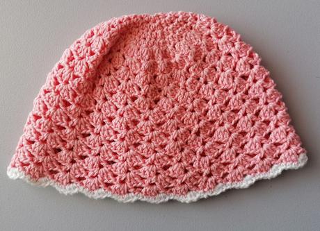 Háčkovaná čepička,