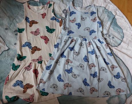 2x šaty motýlci, h&m,122