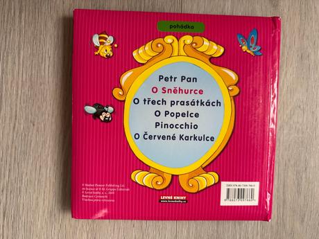 Kniha pohádka o sněhurce + puzzle,