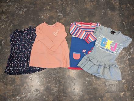 Šatičky pro dítě o výšce 80 - 84 cm., lupilu,86