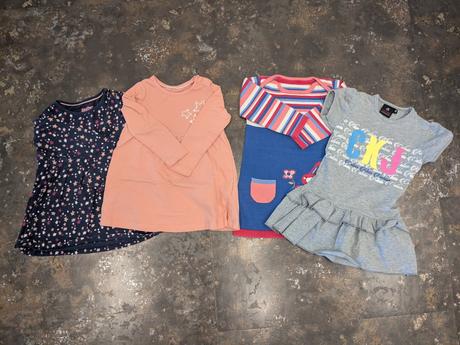 Šatičky pro dítě o výšce 80 - 84 cm., lupilu,86