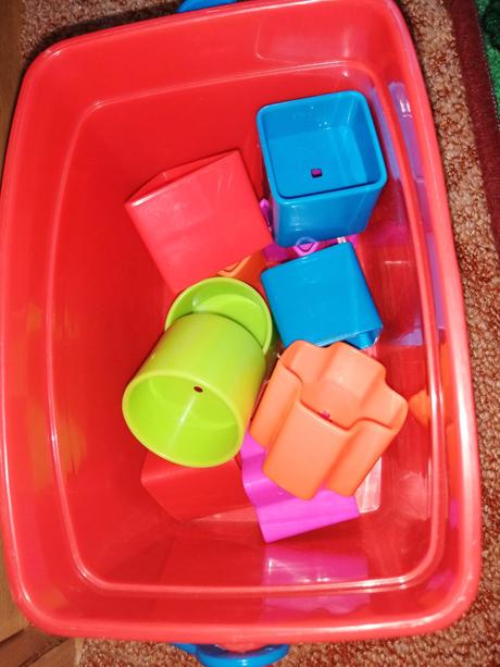 Plastová vkládačka,