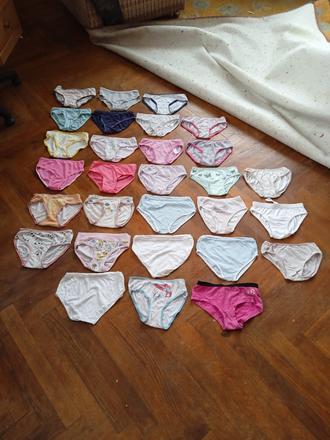 Dívčí kalhotky - velikost 110/116, 110