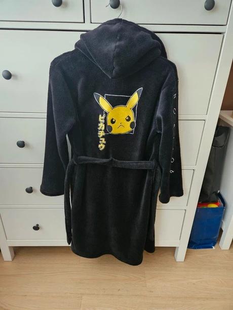 Župan pokémon, vel. 146/152, reserved,146