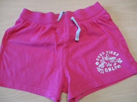 Kraťasy, bonprix,140