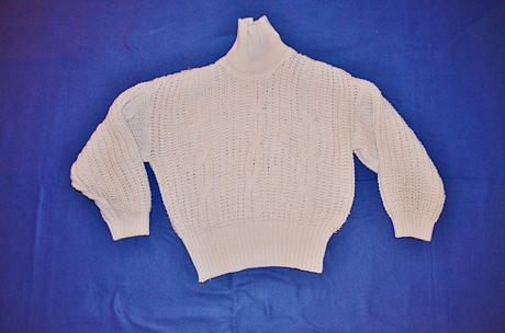 Svetr s rolákem, l