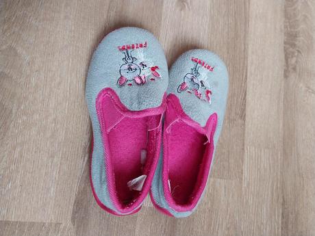 Dívčí bačkůrky., 27